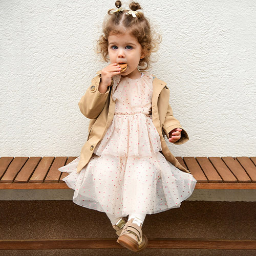 Discover our shoes and slippers collection for bébé 