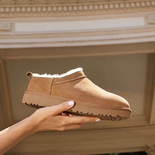 Discover women's our autumn colored selection - shoes, clothing, socks, accessories 